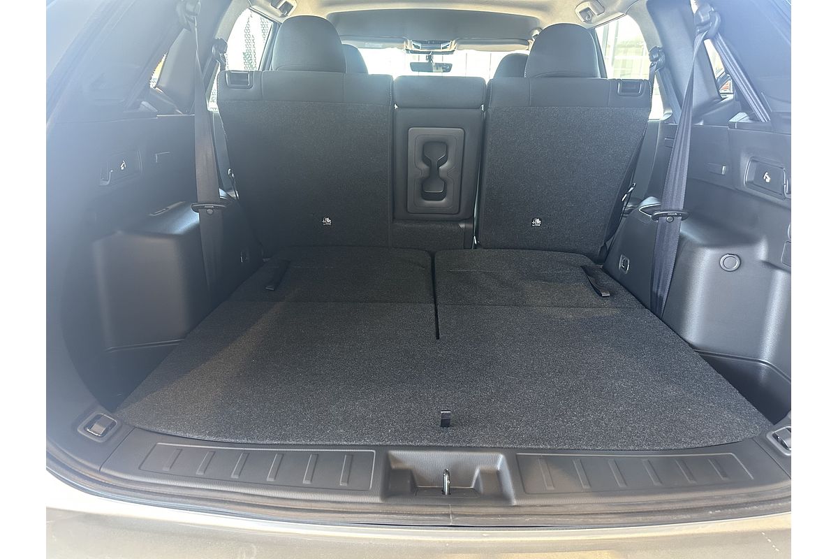 2025 Mitsubishi Outlander ES ZM