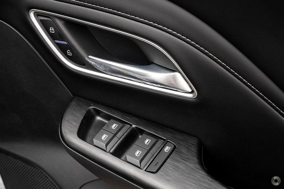 2025 MG ZS Essence Turbo ZS32