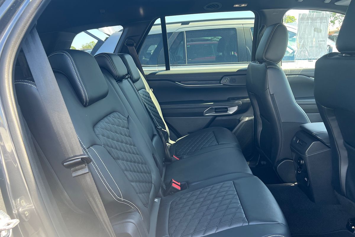 2025 Ford Everest Platinum 3.0L