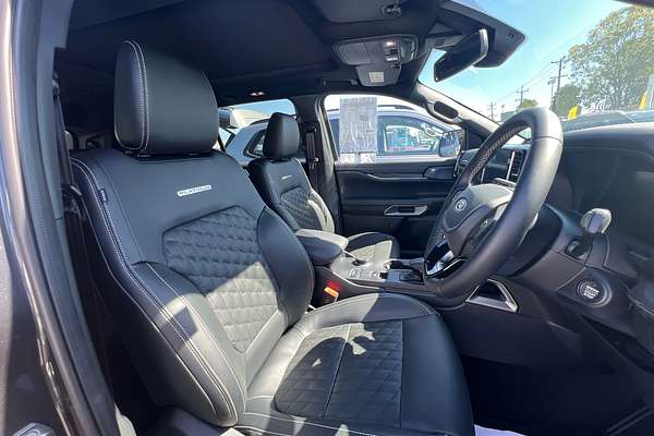 2025 Ford Everest Platinum 3.0L