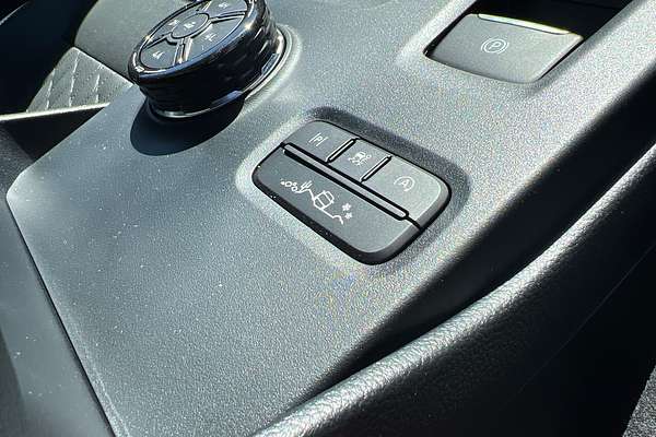 2025 Ford Everest Platinum 3.0L