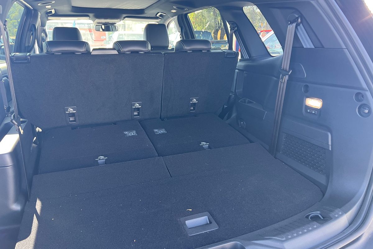 2025 Ford Everest Platinum 3.0L