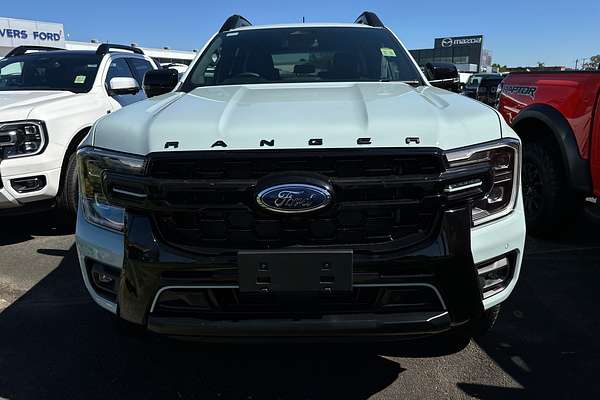 2025 Ford Ranger PHEV Stormtrak 4X4 2.3L