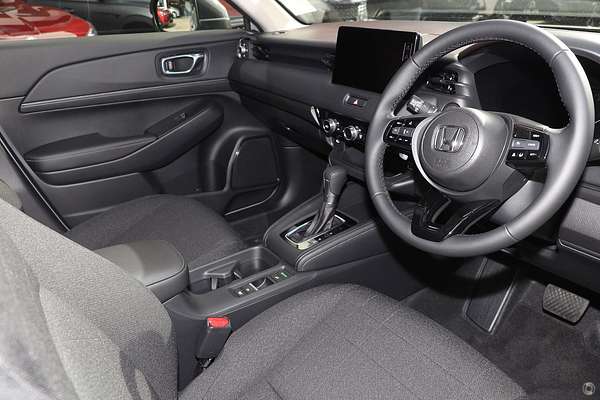 2025 Honda HR-V Vi X