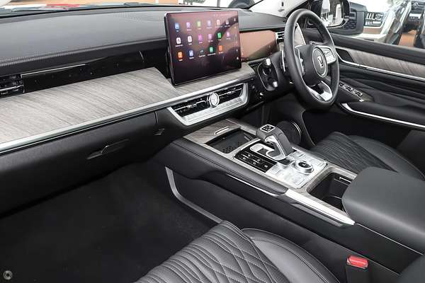 2025 GWM Tank 500 Ultra Hi4-T PHEV P03