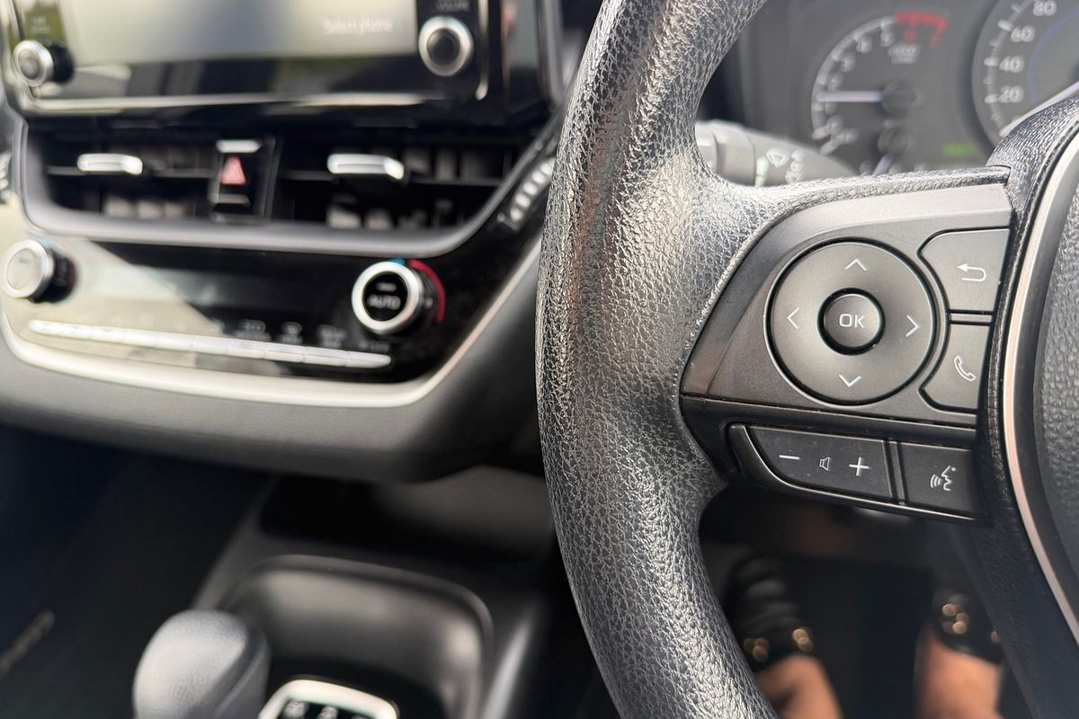 2020 Toyota Corolla Ascent Sport Hybrid ZWE211R