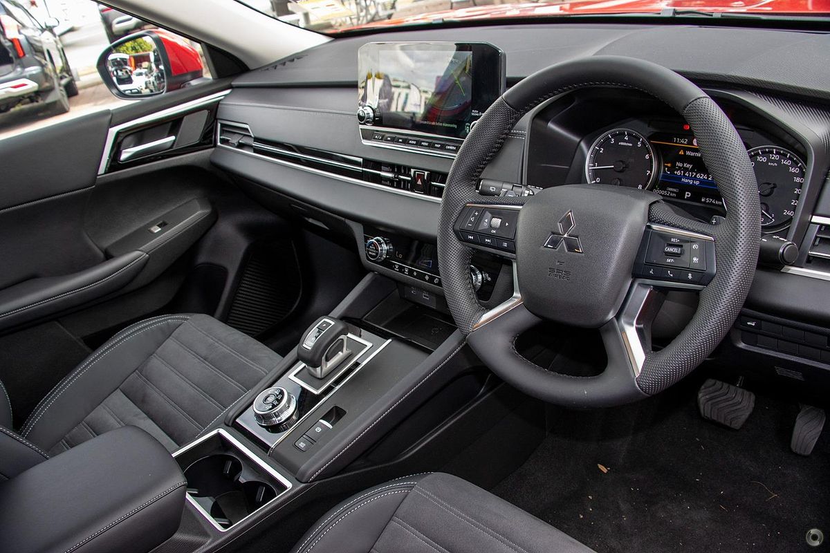 2025 Mitsubishi Outlander Aspire ZM