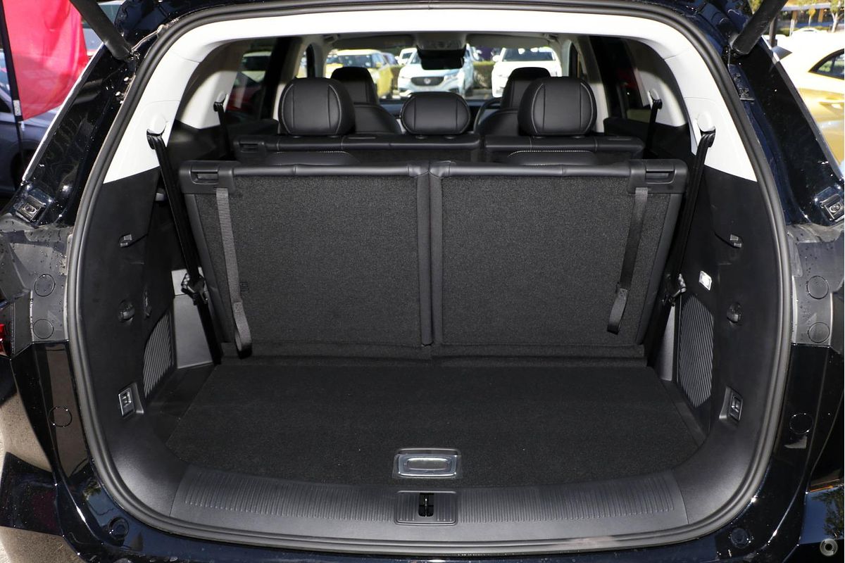 2025 MG QS Essence IS31