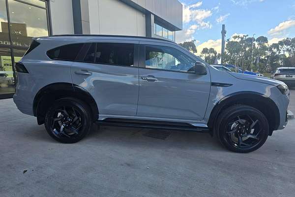 2025 Isuzu MU-X X-TERRAIN