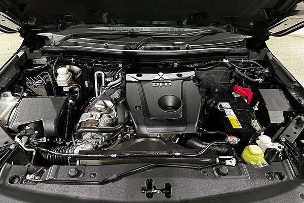 2021 Mitsubishi Pajero Sport Exceed QF