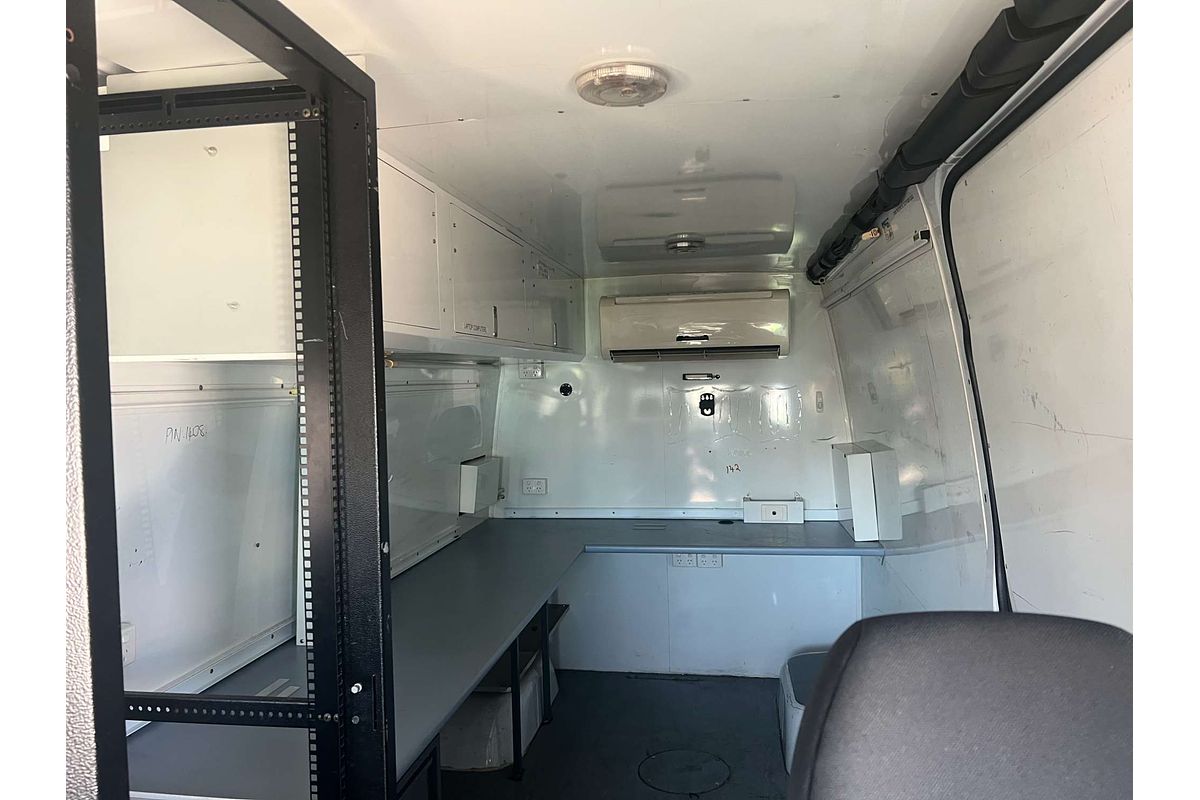 2011 Mercedes-Benz Sprinter 519CDI NCV3 LWB