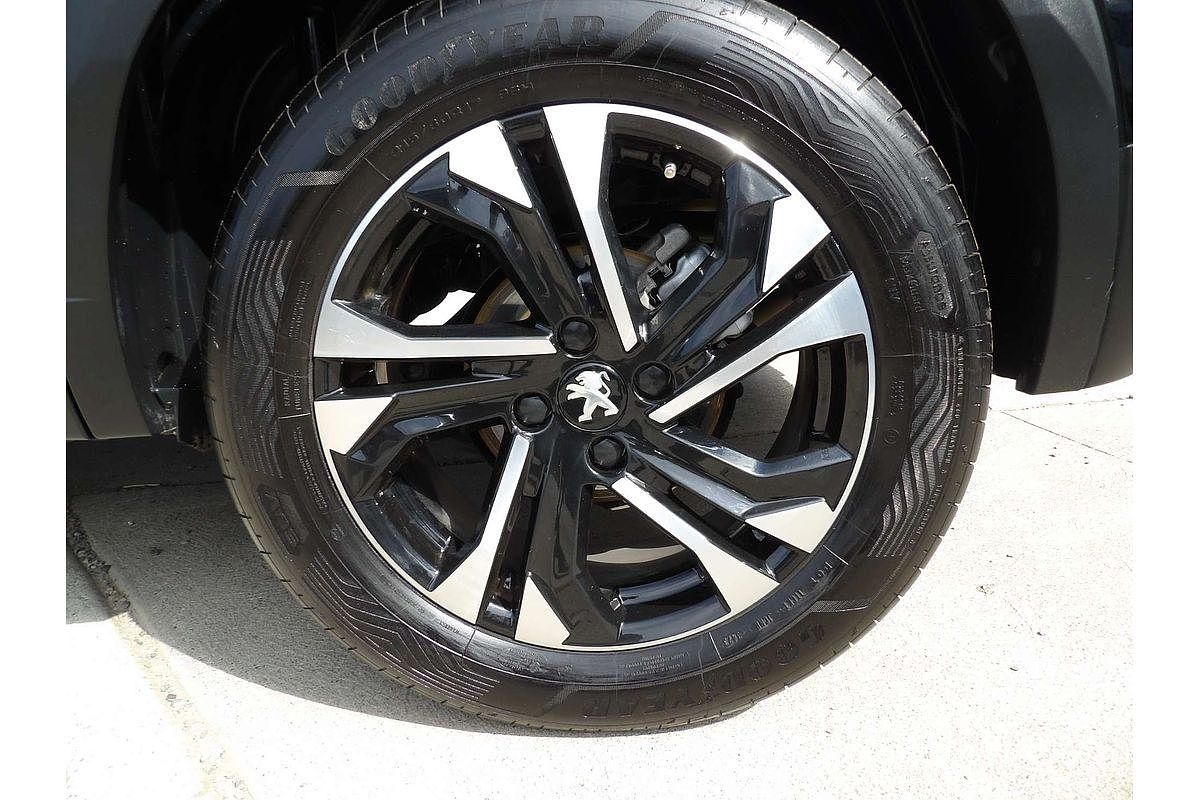 2021 Peugeot 2008 GT P24