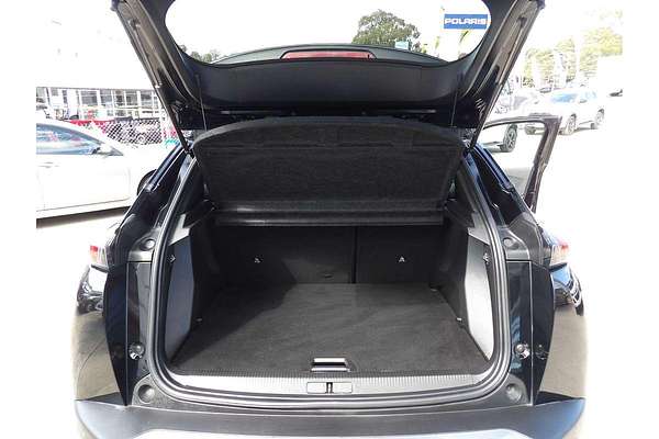 2021 Peugeot 2008 GT P24