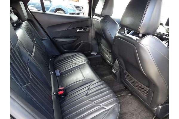 2021 Peugeot 2008 GT P24