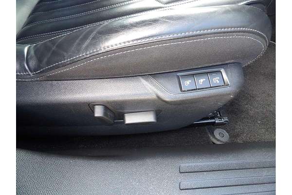 2021 Peugeot 2008 GT P24