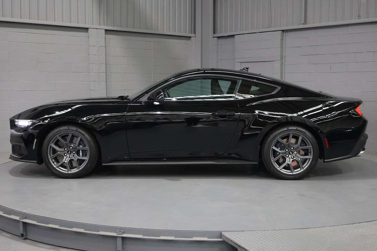 2025 Ford Mustang Ecoboost FO