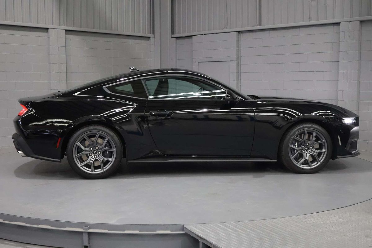 2025 Ford Mustang Ecoboost FO