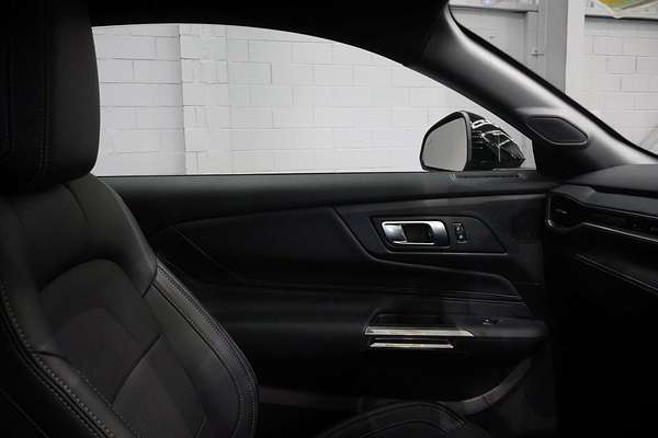 2025 Ford Mustang Ecoboost FO