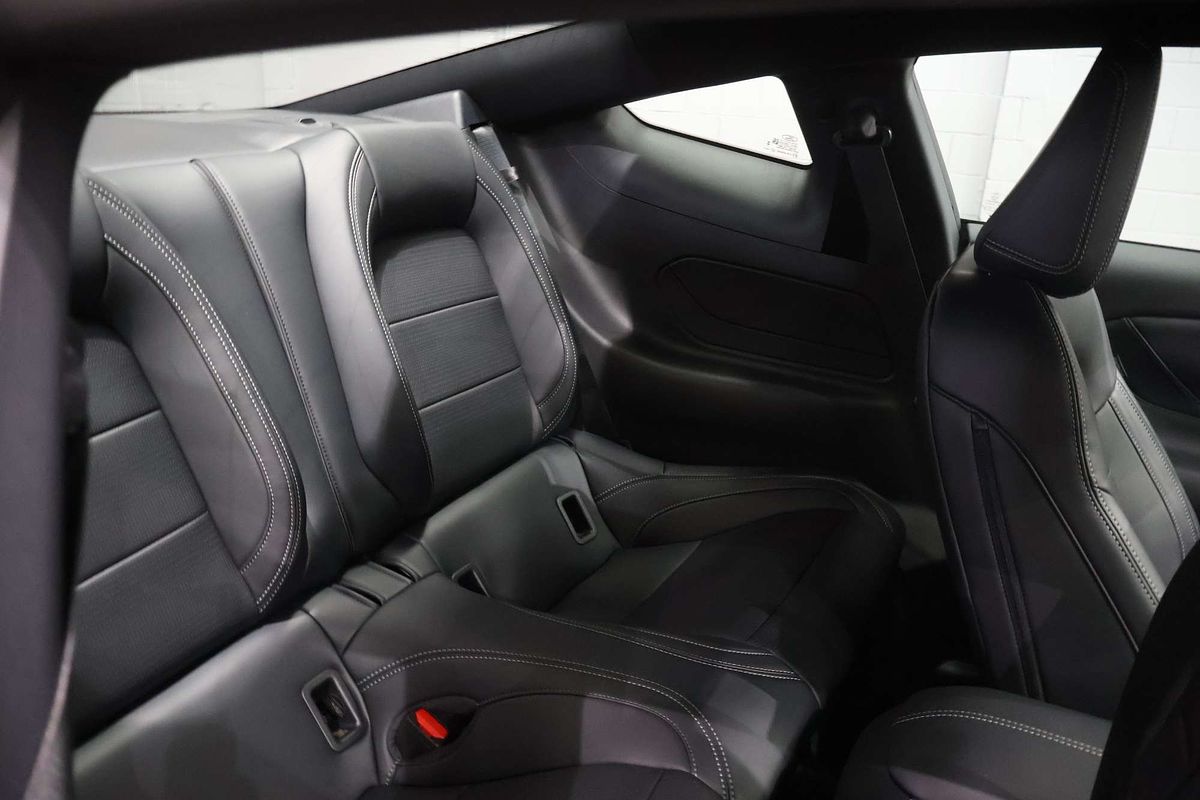 2025 Ford Mustang Ecoboost FO