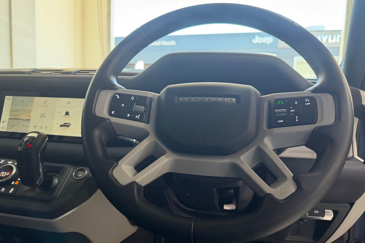 2023 Land Rover Defender 110 D300 SE L663