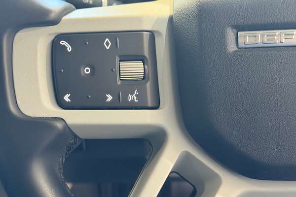 2023 Land Rover Defender 110 D300 SE L663