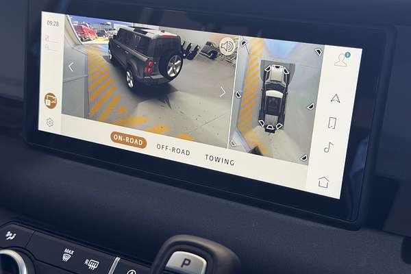 2023 Land Rover Defender 110 D300 SE L663