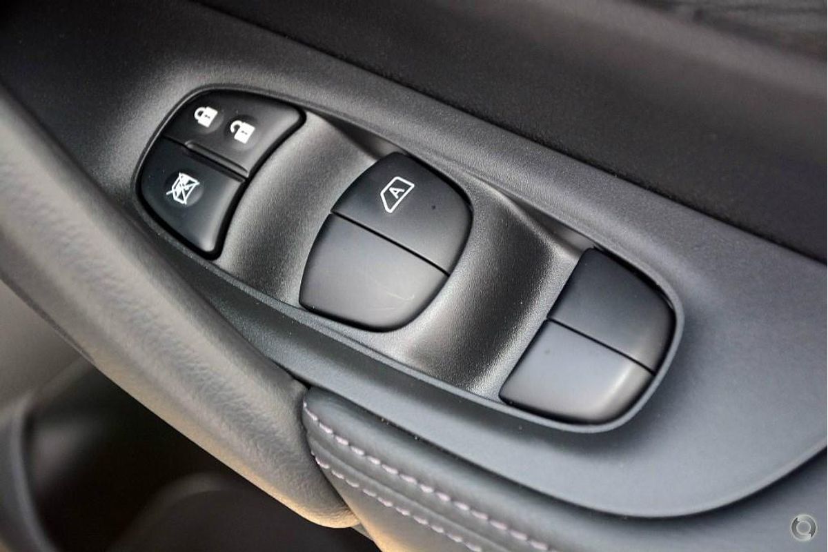 2015 Nissan X-TRAIL TL T32