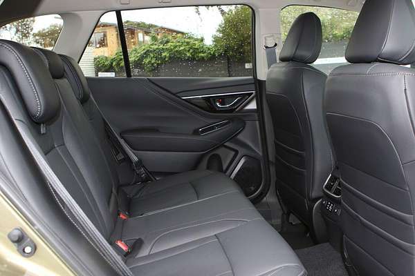 2025 Subaru Outback AWD Touring XT 6GEN