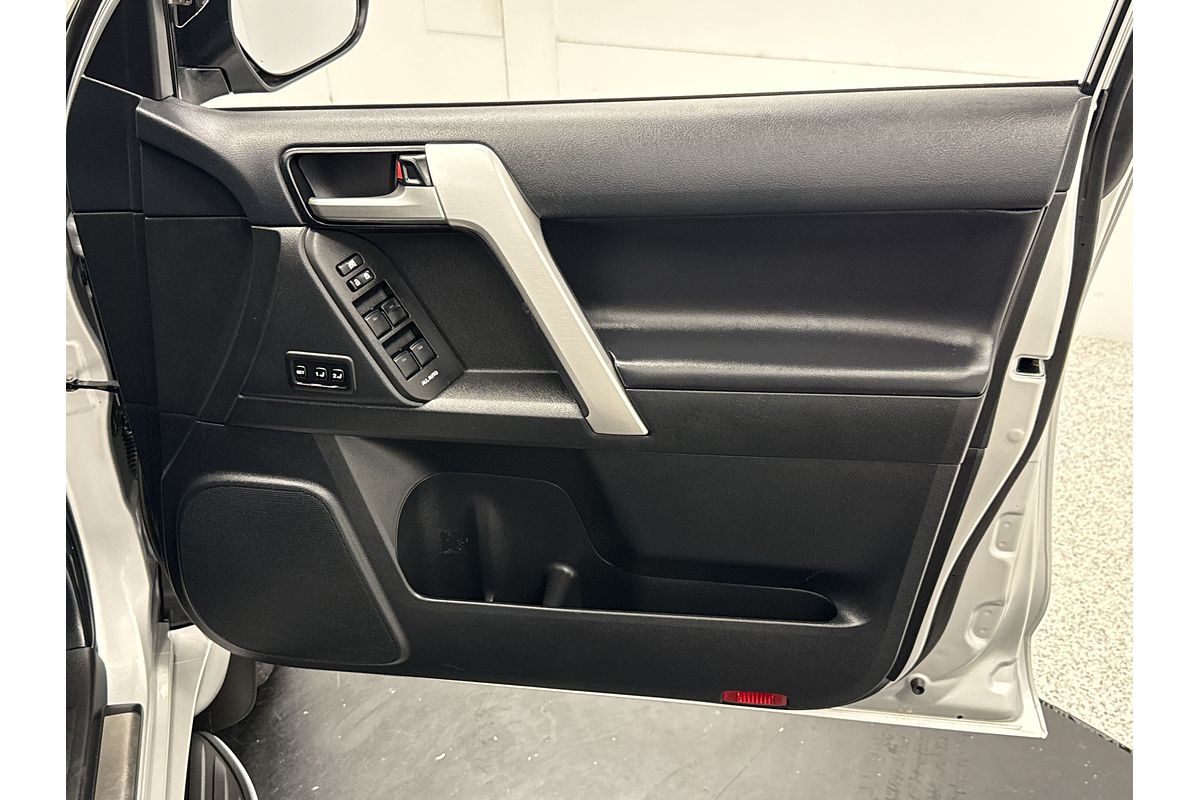 2020 Toyota Landcruiser Prado Kakadu GDJ150R