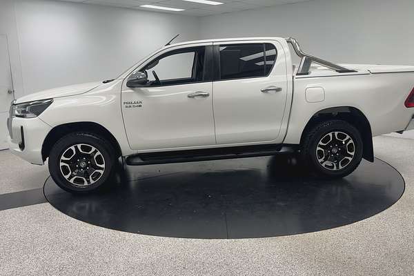 2020 Toyota Hilux SR5 GUN126R 4X4