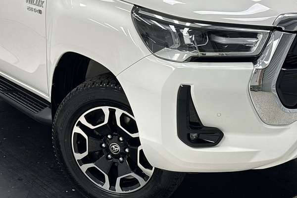 2020 Toyota Hilux SR5 GUN126R 4X4