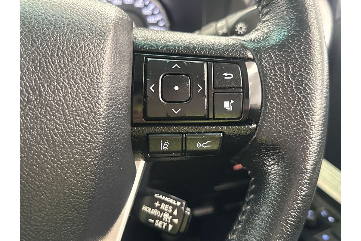 2020 Toyota Hilux SR5 GUN126R 4X4