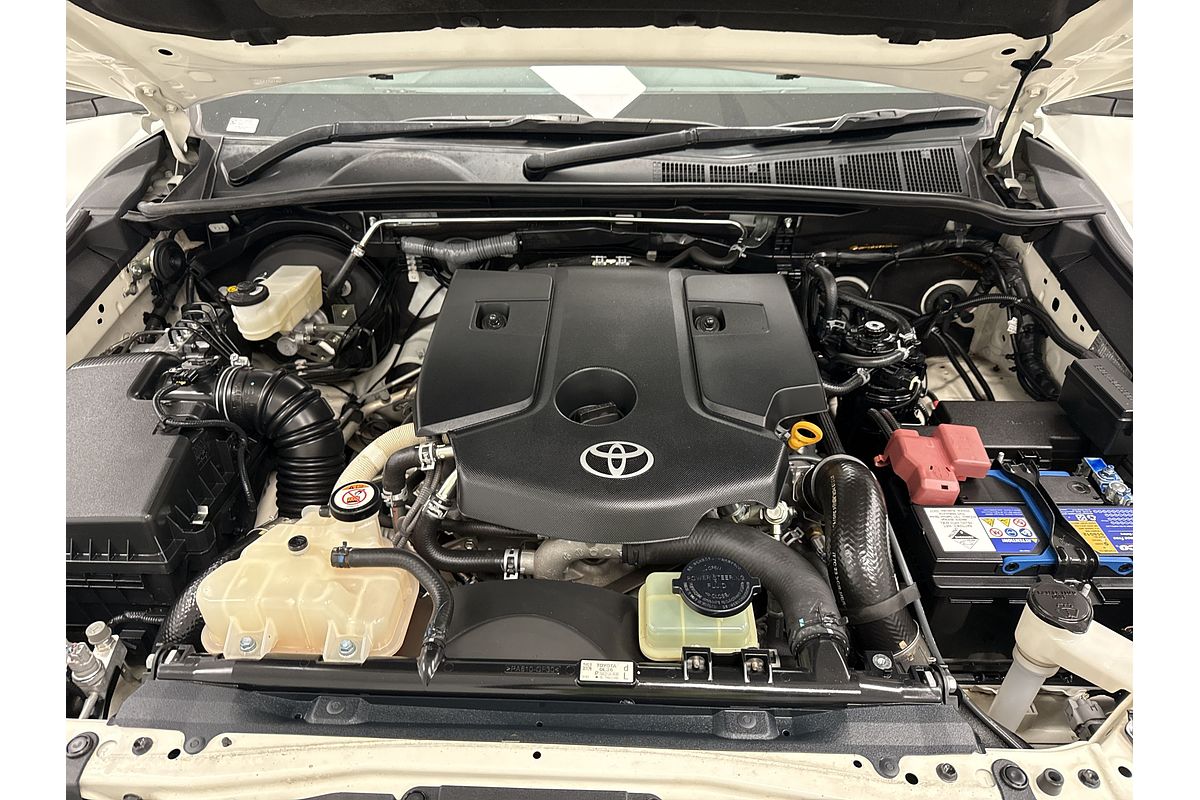 2020 Toyota Hilux SR5 GUN126R 4X4