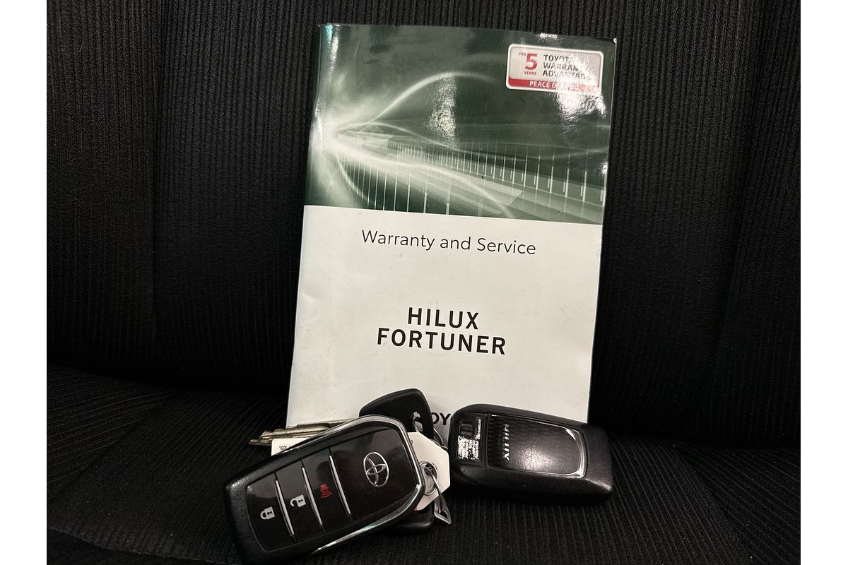 2020 Toyota Hilux SR5 GUN126R 4X4