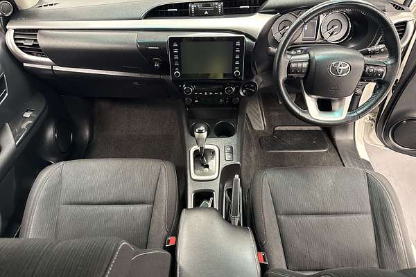 2020 Toyota Hilux SR5 GUN126R 4X4