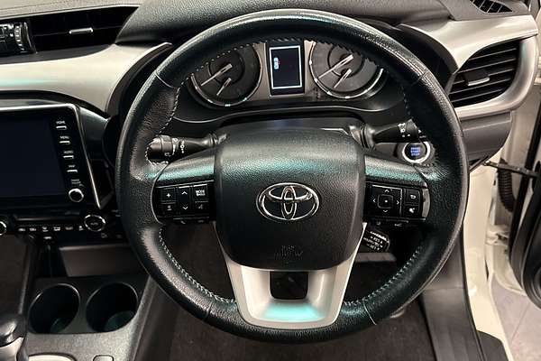 2020 Toyota Hilux SR5 GUN126R 4X4