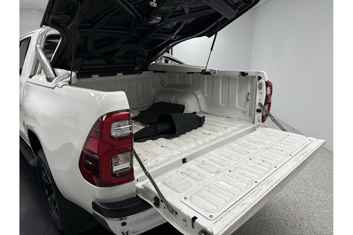 2020 Toyota Hilux SR5 GUN126R 4X4