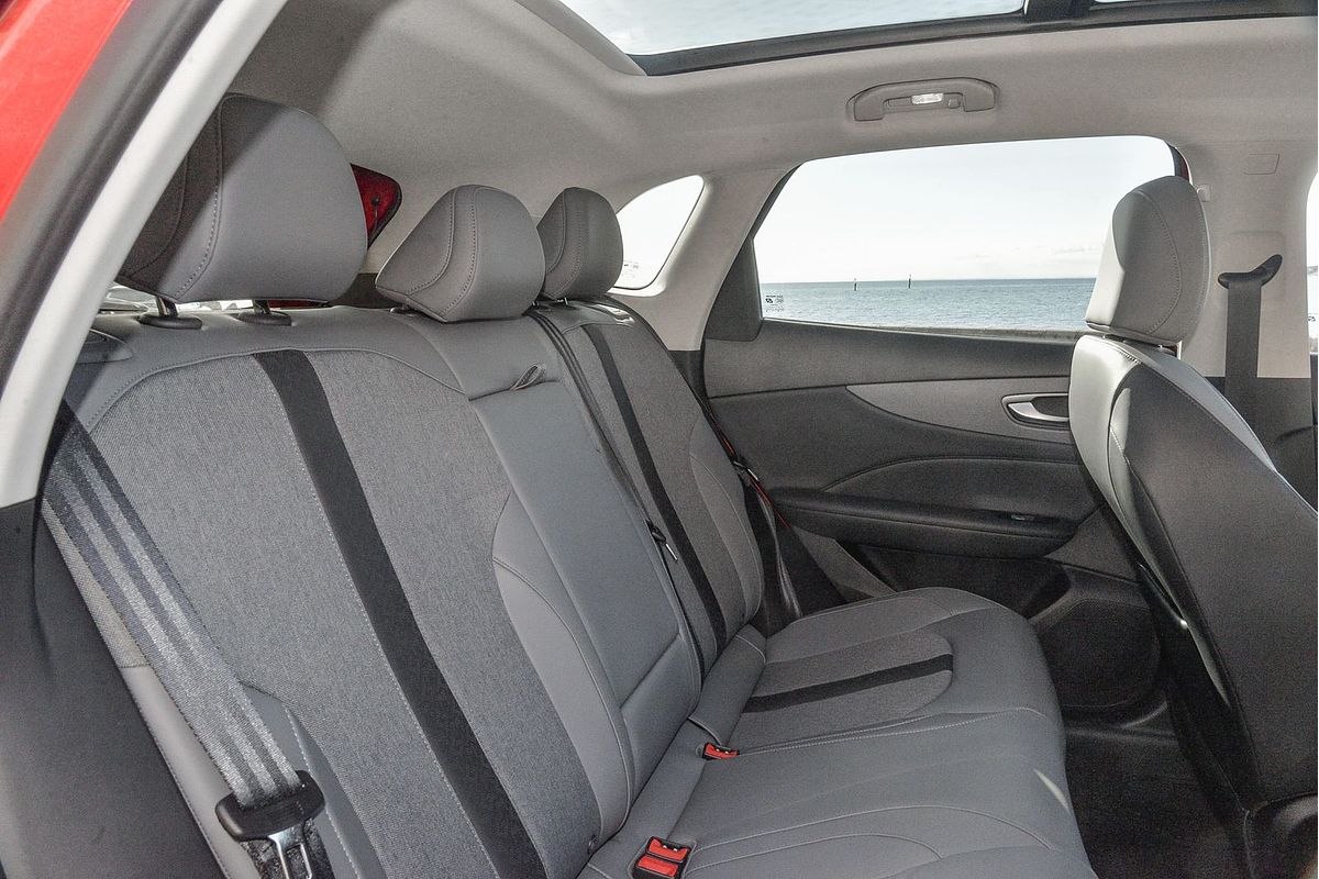 2025 MG MGS5 EV Essence 62 ZS3EM