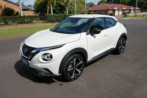 2023 Nissan JUKE ST-L F16