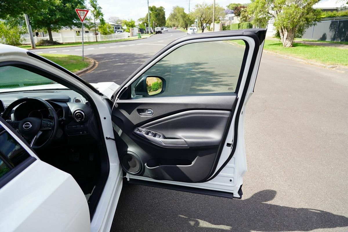 2023 Nissan JUKE ST-L F16