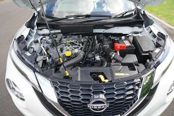 2023 Nissan JUKE ST-L F16