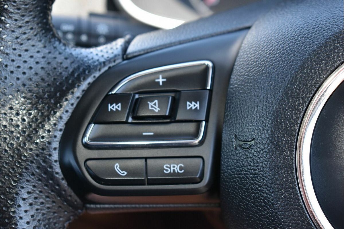 2022 MG ZS Excite AZS1