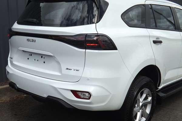 2025 Isuzu MU-X LS-M