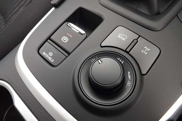 2025 Isuzu MU-X LS-M