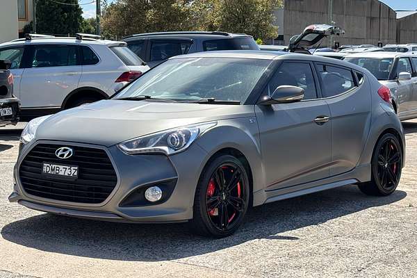2016 Hyundai Veloster SR Turbo + FS4 Series II
