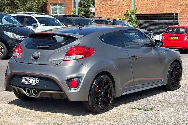 2016 Hyundai Veloster SR Turbo + FS4 Series II