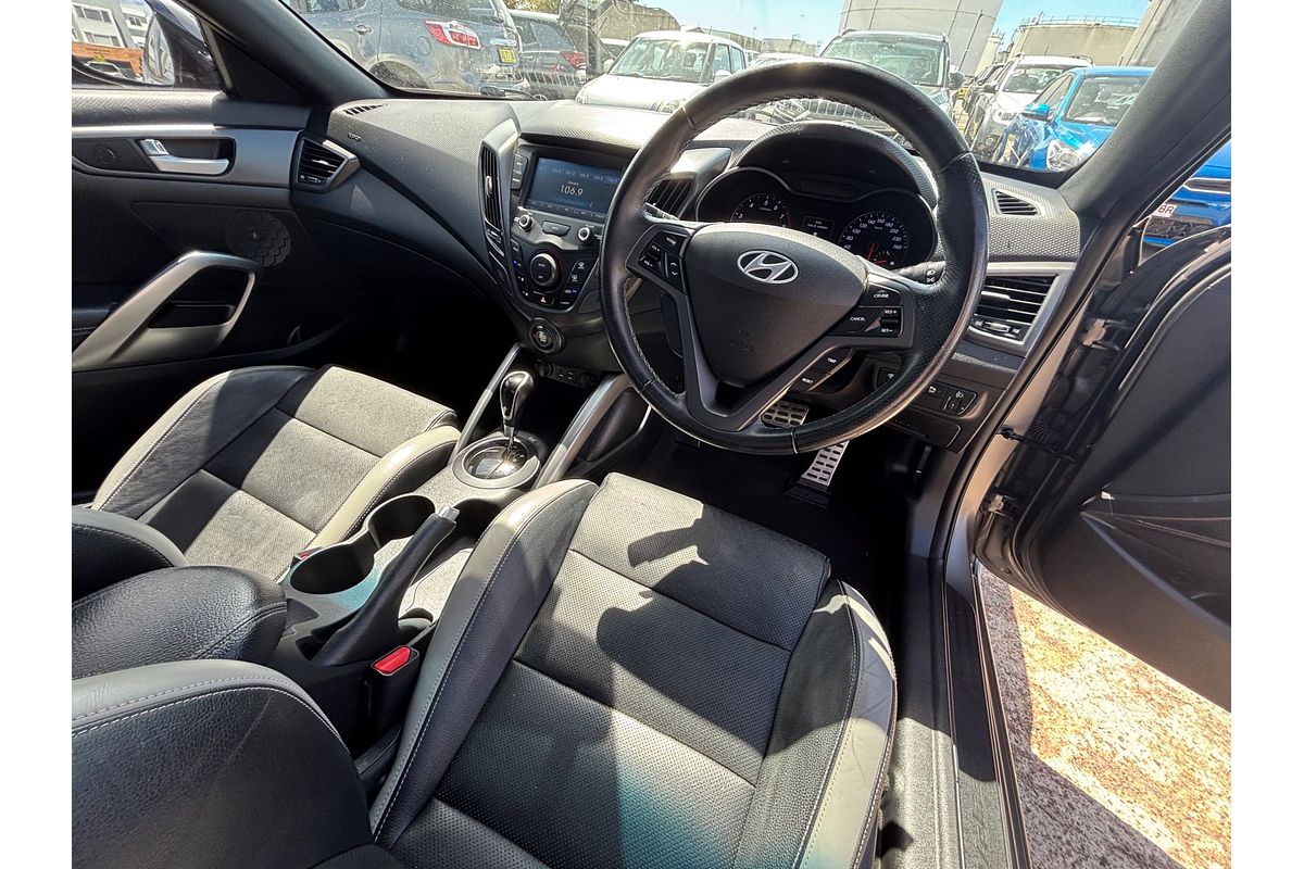 2016 Hyundai Veloster SR Turbo + FS4 Series II