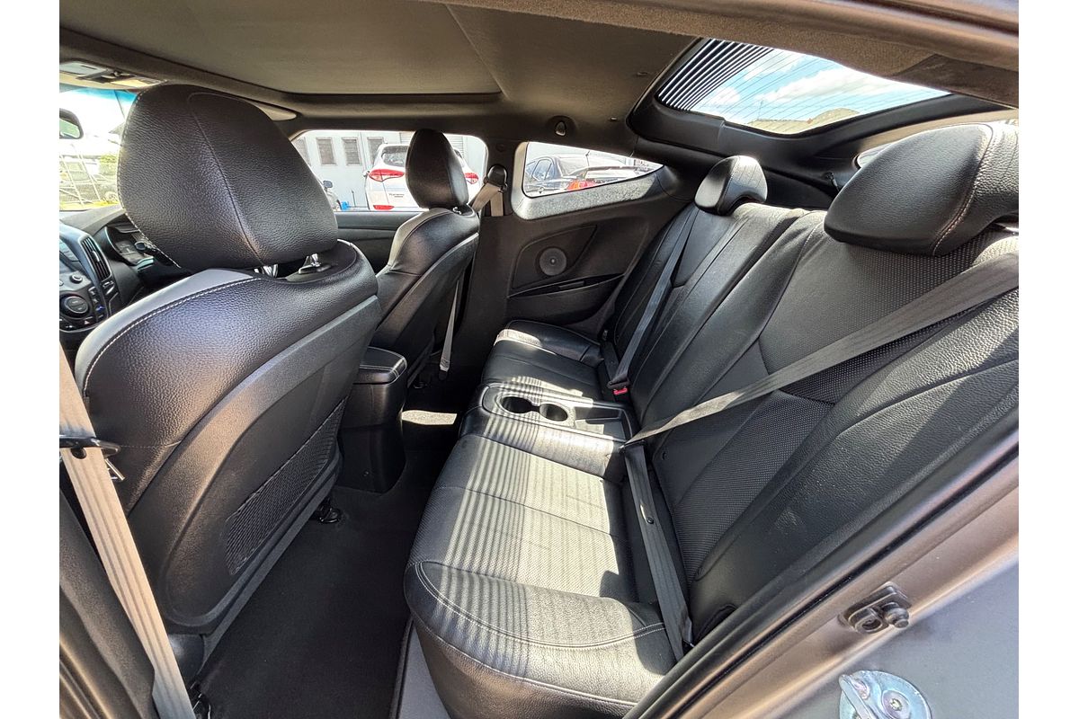 2016 Hyundai Veloster SR Turbo + FS4 Series II