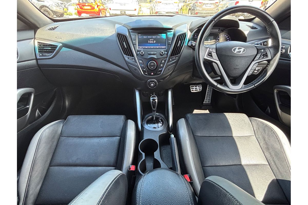 2016 Hyundai Veloster SR Turbo + FS4 Series II