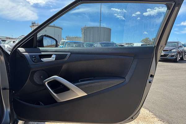 2016 Hyundai Veloster SR Turbo + FS4 Series II